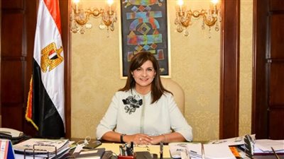 بمشاركة نبيلة مكرم.. 