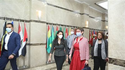 بالصور | اتفاقية مع البنك الأوروبي لتدشين أكبر محطة طاقة شمسية للقطاع الخاص بمصر (تفاصيل)