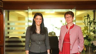 بالصور | «المشاط» تؤكد التوافق بين رؤية التنمية الوطنية واستراتيجية البنك الأوروبي