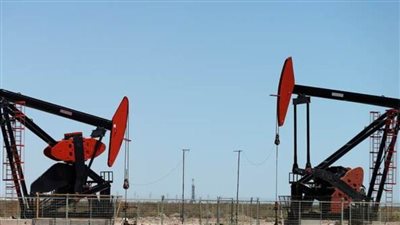 النفط يعزز خسائره و