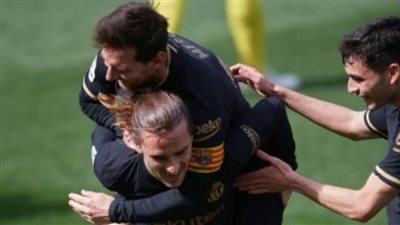 برشلونة يفوز على فياريال بهدفين في الدوري الإسباني