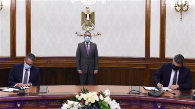 بالصور | مدبولي يشهد مراسم التعاقد مع التحالف الفائز بتقديم وتشغيل الخدمات بالمتحف الكبير