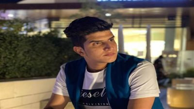 بطريقة السنجل.. بندر أبوزيدة يطرح «غزلي»