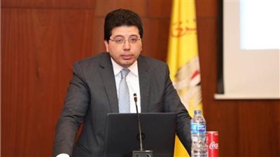 البنك المركزي: 100 مليار جنيه قيمة معاملات محافظ الهاتف المحمول في 2020 