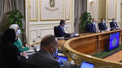 مدبولي يتابع جهود إزالة ونقل نواتج تطهير المجاري المائية: التوعية مهمة 