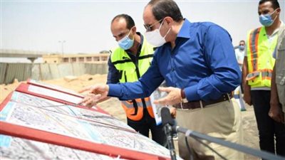السيسي يتفقد أعمال تطوير عدد من المحاور والطرق شرق القاهرة (صور) 