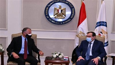 بالصور | وزير البترول يبحث مع رئيس شركة بكتل الأمريكية سُبل تعزيز التعاون