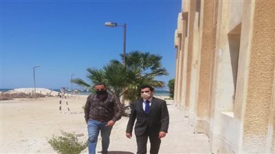بالصور | صبحي يتفقد عدد من المنشآت الشبابية والرياضية بالبحر الأحمر