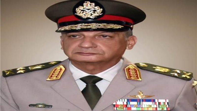 القائد العام وزير
