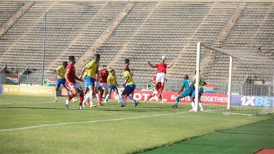 التعادل الإيجابي يحسم الشوط الأول من مباراة الأهلي وصن داونز