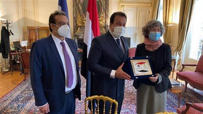 العباس السكرى يكتب:  من القاهرة إلى باريس.. د. خالد عبدالغفار جهود ضخمة تحقق إنجازات كبرى