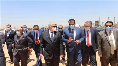 بالصور.. وزير التعليم العالي يتفقد الفرع الدولي لجامعة القاهرة بمدينة السادس من أكتوبر