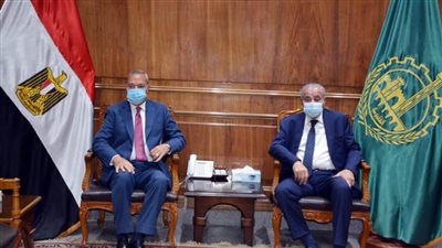 وزير التموين: ربط كل الصوامع بنظام اليكتروني كامل بغرفه تحكم لمتابعة حركة تداول الاقماح المحلية والمستوردة.