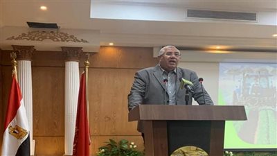 بالصور | وزير الزراعة: لدينا أكثر من 9 مليون فدان أراضي قديمة وجديدة