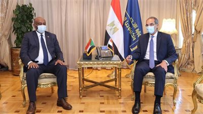 عمرو طلعت: تنفيذ مشروعات مشتركة لدعم التعاون في مجال الاتصالات وتكنولوجيا المعلومات بين مصر والسودان