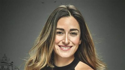 الخميس..أمينة خليل تحتفل بنجاحها في دراما رمضان علي 