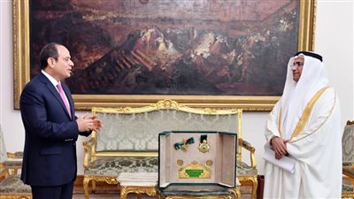 البرلمان العربى يمنح الرئيس السيسى 