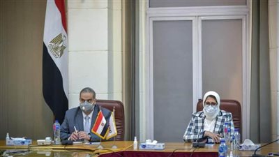 وزيرة الصحة توجه بمضاعفة الحوافز المادية للعاملين المشاركين في عملية تصنيع اللقاحات بـ 