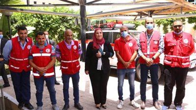 بالصور | توجيه 60 طنا من المستلزمات الطبية والمواد الغذائية لقطاع غزة (تفاصيل)