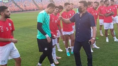 البدري ومجاهد يحضران مران المنتخب الأولمبي (صور)