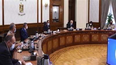 بالصور | رئيس الوزراء يتابع الموقف التنفيذي لمشروعات المنطقة الاقتصادية لقناة السويس