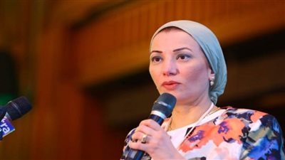 بالصور | وزيرة البيئة: الدولة اتخذت خطوات جادة لترجمة مفهوم الاقتصاد الأخضر لمشروعات حقيقية