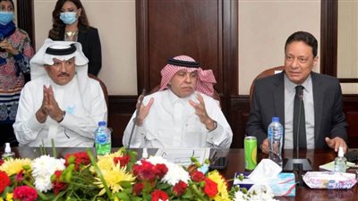 كرم جبر يستقبل وزير الإعلام السعودى.. ويؤكد: توجيهات الرئيس السيسى للإعلام تهدف لترسيخ العلاقات الطيبة بين مصر وشقيقاتها من الدول العربية