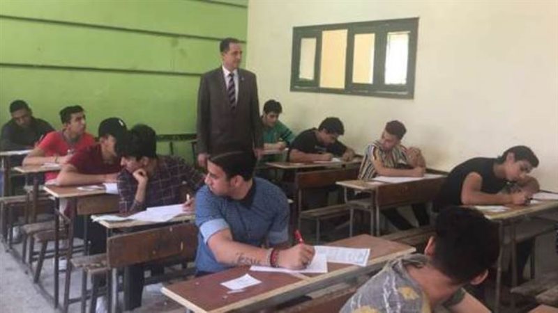 لجان امتحانات الدبلومات