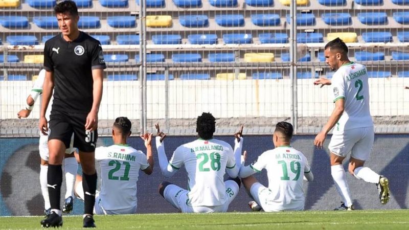 بيراميدز والرجاء_