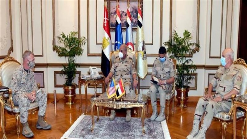وزير الدفاع والإنتاج