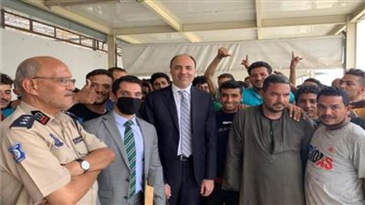 إطلاق سراح 90 مصريًا كانوا محتجزين بمقر الهجرة غير الشرعية في طرابلس 