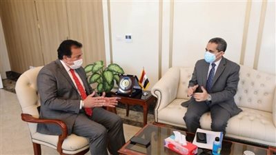 بالصور | د. خالد عبد الغفار يتابع مع محافظ الغربية معدلات تنفيذ الأعمال الإنشائية بالجامعة التكنولوجية 