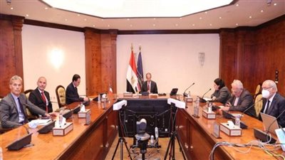 بالصور | وزير الاتصالات يبحث مع شركات فرنسية تطوير الذكاء الاصطناعى لإدارة المدن الذكية