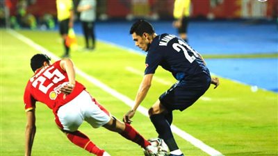 «طرد وسيل من الكروت الصفراء».. الأهلي يتعادل سلبيًا مع بيراميدز في الشوط الأول 
