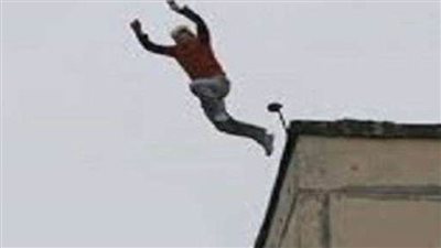 مصرع شاب إثر سقوطه من الطابق الـ13 أثناء هروبه من أقارب عشيقته بالهرم