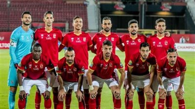 مفاجأة في تشكيل الأهلي أمام سموحة بالدوري