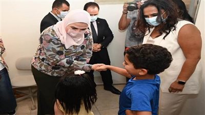 بالصور | وزيرة التضامن تفتتح مقر 