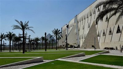 بالصور | رئيس الوزراء يتابع الموقف التنفيذي لمشروع المتحف المصري الكبير 