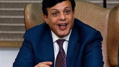 المحامى الدولى د.محمد حمودة يتقدم ببلاغ للنائب العام ويطالب بوقف تداول أسهم 