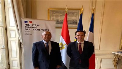  وزير النقل يلتقي نظيره الفرنسي لتعزيز التعاون بين الجانبين 