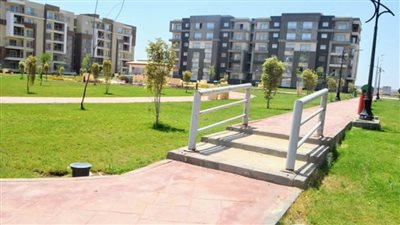 بالصور | الانتهاء من أعمال تنسيق الموقع لعمارات 