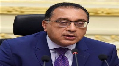 رئيس الوزراء يستعرض تقريرًا عن أعمال هيئة الدواء المصرية في عامها الأول