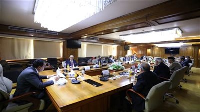 بالصور | د . خالد عبدالغفار يرأس اجتماع مجلس أمناء الجامعة المصرية للتعلم الإلكتروني الأهلية