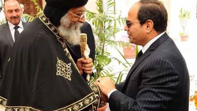 البابا تواضروس يهنئ الرئيس السيسى بالعيد: نصلى ليعينكم الله في مواجهة الأخطار