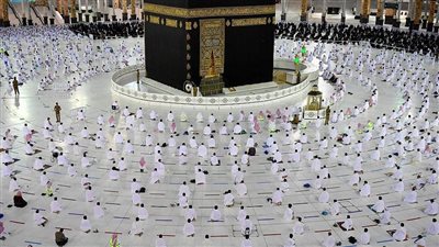 السعودية تستعد لاستقبال 20 ألف معتمر في أغسطس.. وتبشّر بزيادة تدريجية