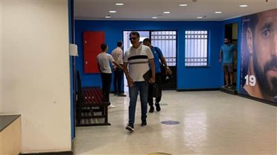 الإسماعيلي يصل إلى ملعب الدفاع الجوي لمواجهة بيراميدز
