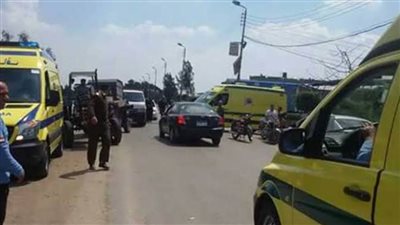 مصرع شخص وإصابة 3 آخرين فى حادث انقلاب سيارة ملاكى على صحراوى المنيا