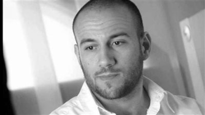 أحمد مكي: رحم الله الأم والفنانة دلال عبد العزيز