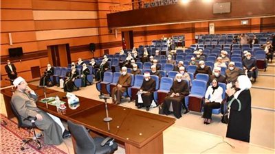 تفاصيل لقاء وزير الاوقاف مع عددًا من الأئمة المتميزين والواعظات المتميزات 