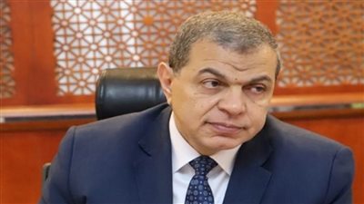 القوى العاملة: تعيين 482 شابا والتفتيش على 201 منشأة بالأقصر